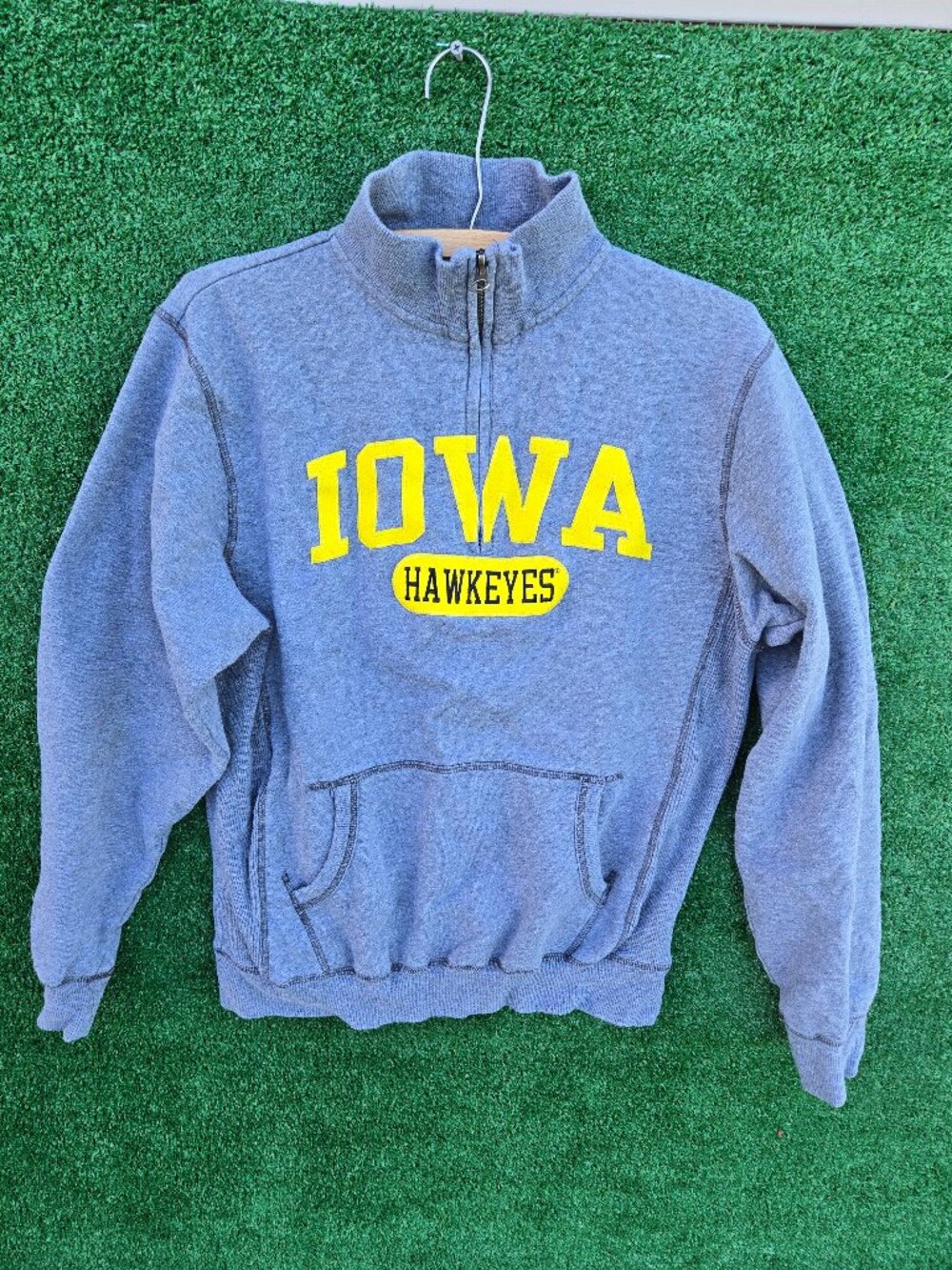 Iowa Hawkeyes Men's 1/4 Zip Twill Applique Sweatshirt
